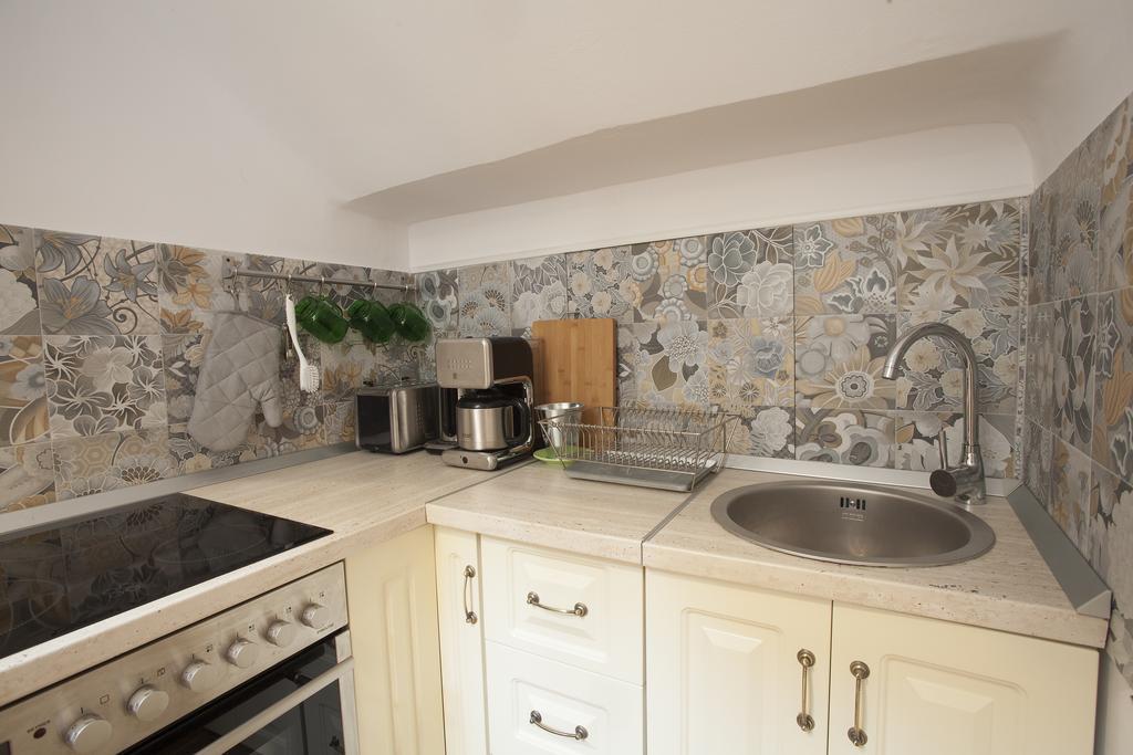 Green Door Apartment Sibiu Bilik gambar